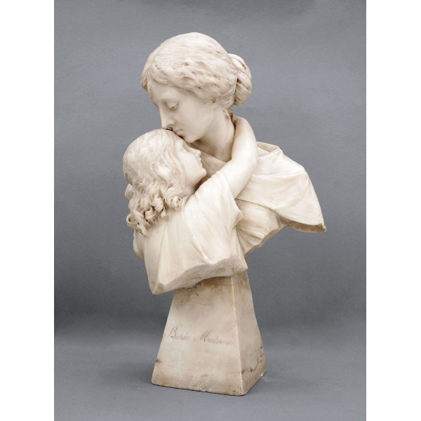 «Скульптура «Материнство» Бюст»